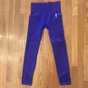 NWOT Gymshark dark purple energy seamless leggings, small